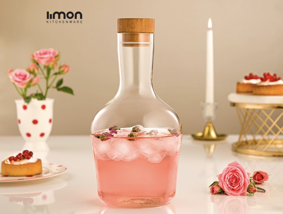 بطری اب ۱/۵ لیتر درب چوبی