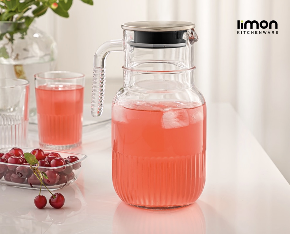 پارچ شیشه ای شیاردار درب استیل